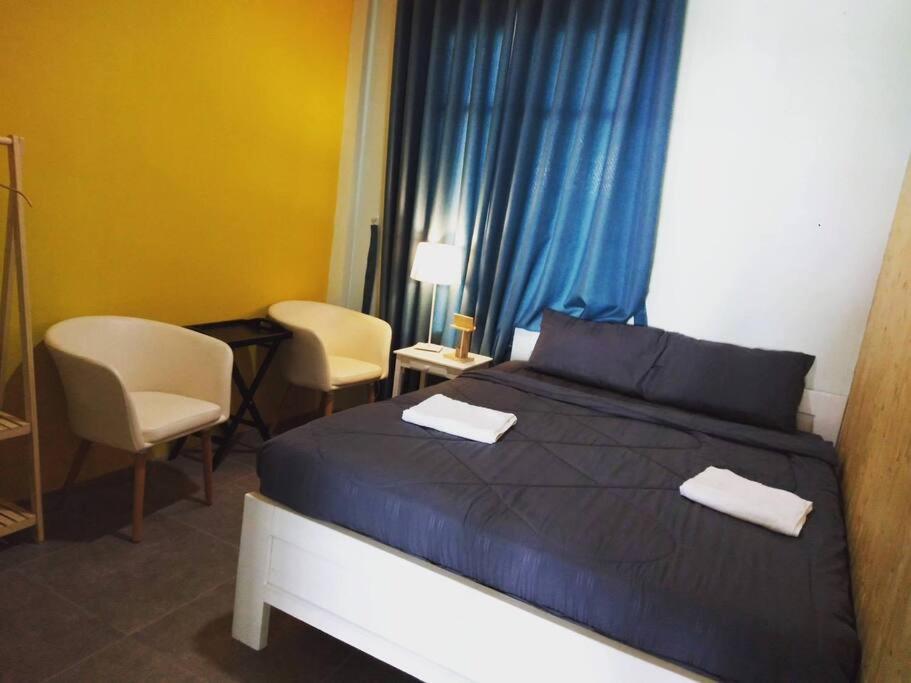 Phu Huy Homestay Duong Dong Exterior foto