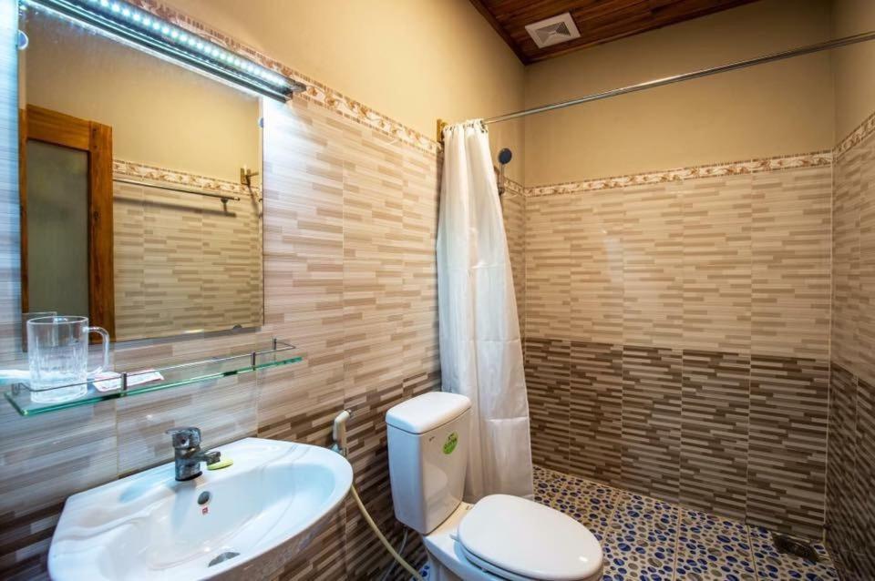 Phu Huy Homestay Duong Dong Exterior foto